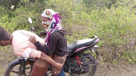 Scopata shemale, shemale nera, shemale bellissima